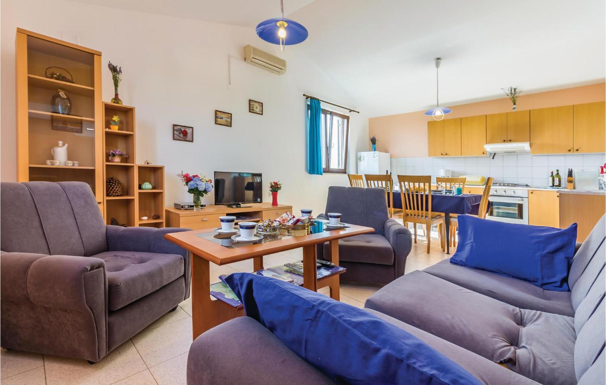2 Bedroom Awesome Apartment In Vinkuran Zewnętrze zdjęcie