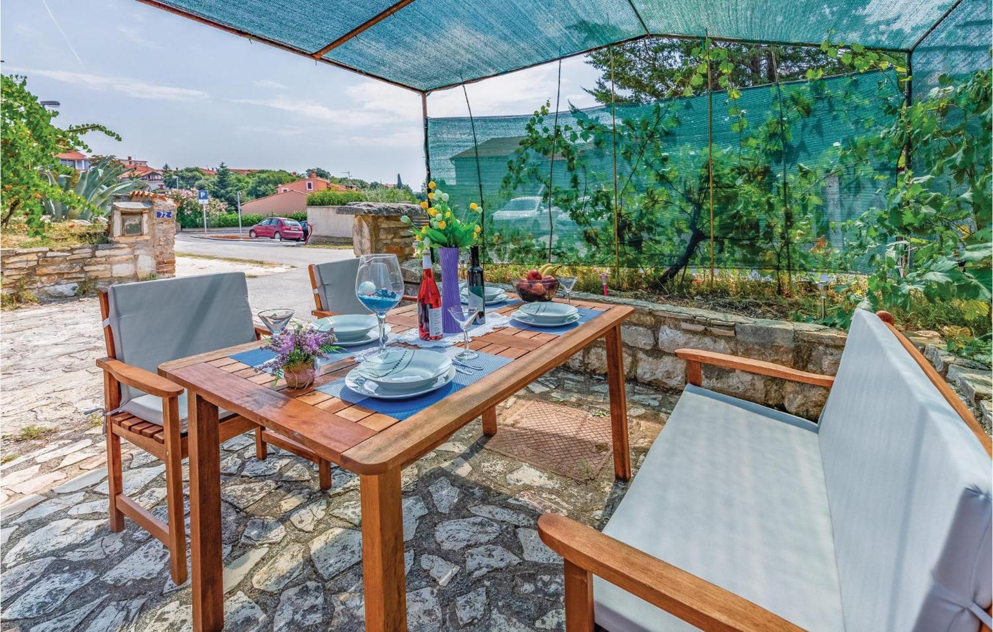 2 Bedroom Awesome Apartment In Vinkuran Zewnętrze zdjęcie